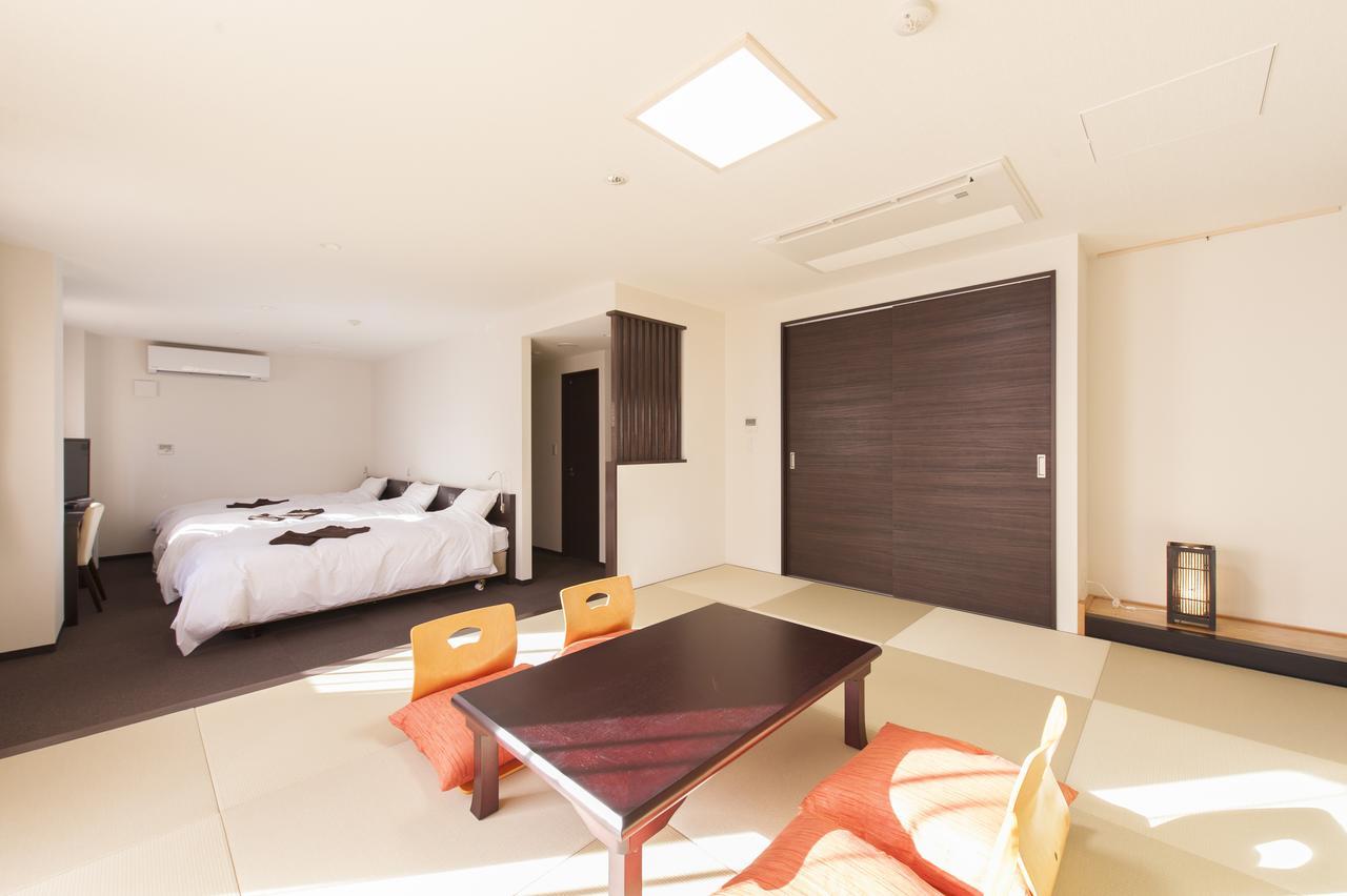 Hana Hotel Fukaya & Spa Esterno foto