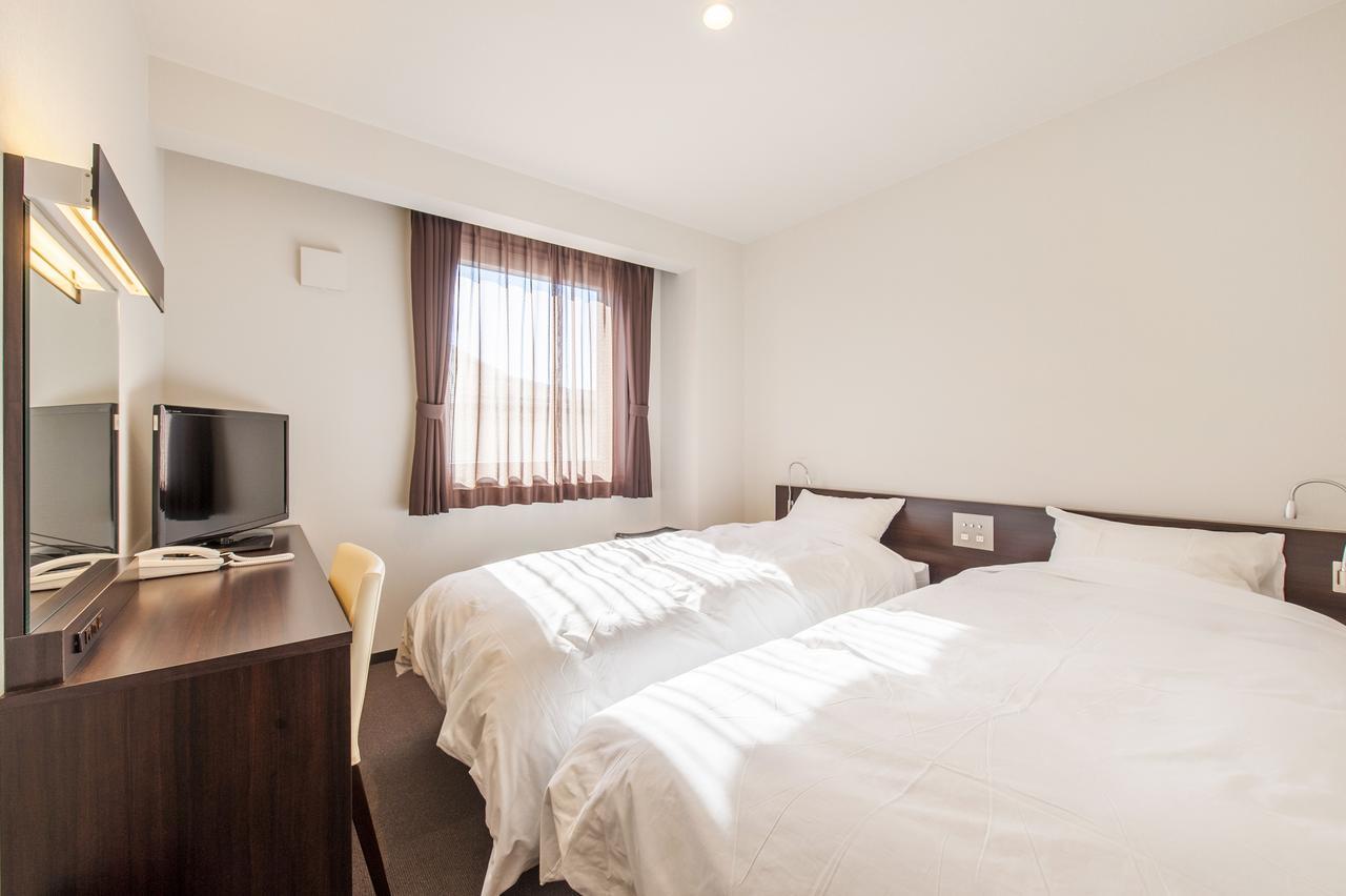Hana Hotel Fukaya & Spa Esterno foto